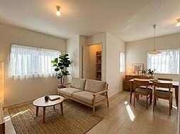 リビング/ダイニングの画像