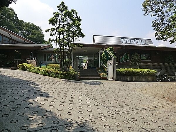 周辺を拡大表示