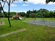 池辺町八所谷戸公園まで900m