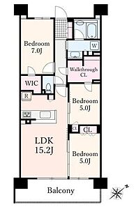 間取り:約15.2畳の広々としたLDKは、大きな窓からたっぷりと光が差し込む明るい空間。家族のコミュニケーションが自然と生まれるカウンターキッチン仕様です。 間取り:約15.2畳の広々としたLDKは、大きな窓からたっぷりと光が差し込む明るい空間。家族のコミュニケーションが自然と生まれるカウンターキッチン仕様です。