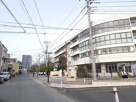 市川市立妙典中学校まで119m