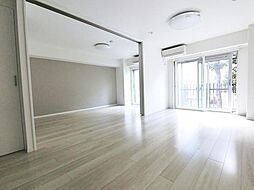 秀和第二南平台レジデンス 3階1LDKのリビング/ダイニング