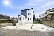 《外観》　■ここから一つ一つ思い出を紡いでいく。マイホームはいつも家族の歴史とともにあります。