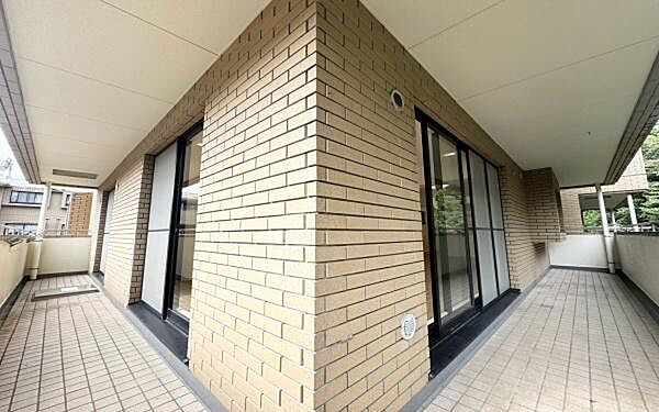 バルコニーを拡大表示