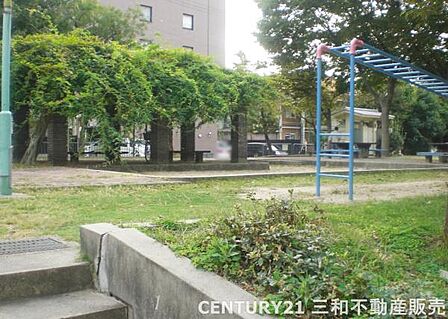 西院清水公園まで330m