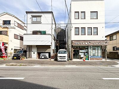 外観:この家からスタートする「新しいライフスタイル」はご家族にとって大切で貴重な時間。少しでも豊かに、そして快適に…そんな理想の暮らしを叶えてくれるお家になるはずです。 外観:この家からスタートする「新しいライフスタイル」はご家族にとって大切で貴重な時間。少しでも豊かに、そして快適に…そんな理想の暮らしを叶えてくれるお家になるはずです。
