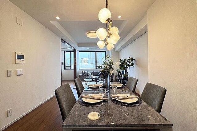 リビング/ダイニング ザ・パークハウスグラン南青山高樹町 7階/-