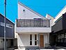 その他：建物外観（2026.8撮影）／東側道路に面し採光良好です。