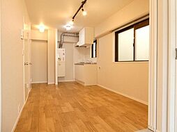 サンライズ・シバ 3階1DKのリビング/ダイニング