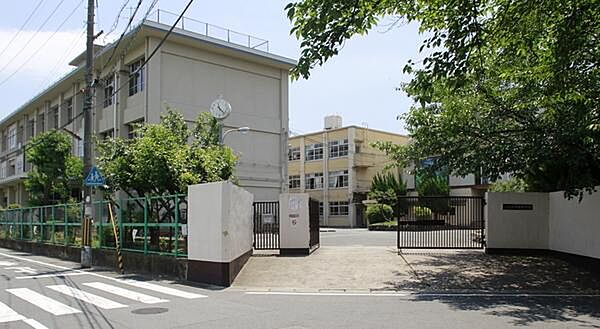 画像25:京都市立久世中学校まで620m