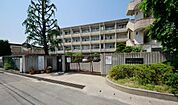 長岡京市立長岡第三中学校まで601m