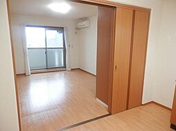 サンライト東条 101 1階1DKのリビング/ダイニング