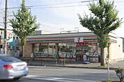 セブンイレブン京都上久世店まで340m