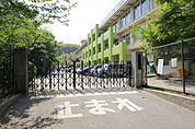 向日市立第2向陽小学校まで210m