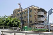 医療法人医修会新河端病院まで798m