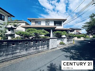 外観:【外観】ヘーベルハウス施工のお家!リフォーム履歴あり!日本庭園!土地61坪!閑静な住宅地! 外観:【外観】ヘーベルハウス施工のお家!リフォーム履歴あり!日本庭園!土地61坪!閑静な住宅地!