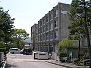 大津市立石山中学校まで920m