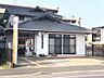 周辺：岩津郵便局まで831m