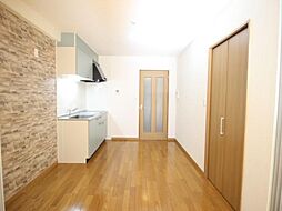 リヴェール鳳 2階1DKのリビング/ダイニング