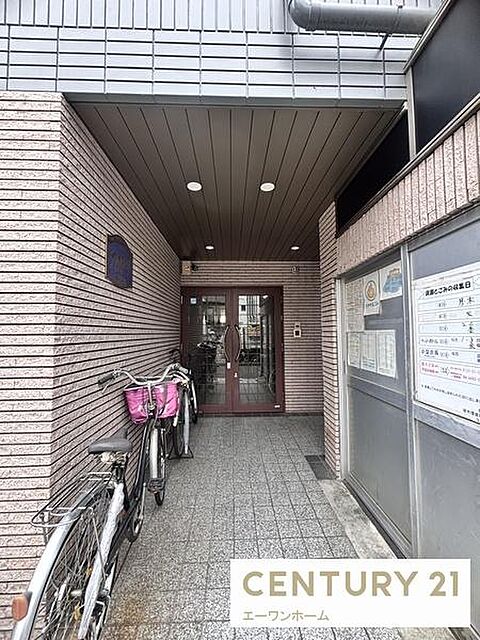 4 / 13
