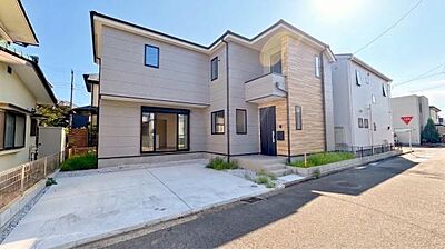 外観:《外観》 ■家族みんなが落ち着ける場所。明るい空間で心も暖か、朝から爽やかな気分。寝る時も包みこまれるようにふんわりと。家にいることが心と体に優しい暖かな暮らし。 外観:《外観》 ■家族みんなが落ち着ける場所。明るい空間で心も暖か、朝から爽やかな気分。寝る時も包みこまれるようにふんわりと。家にいることが心と体に優しい暖かな暮らし。