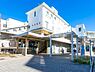 周辺：東海道本線「辻堂」駅まで1624m、周辺は、商業施設が充実しています。