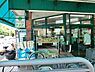 周辺：トップ フレッシュマーケット岸根店まで851m、子育て応援ポイントサービスや宅配サービスなど嬉しいサービスが充実したスーパー。