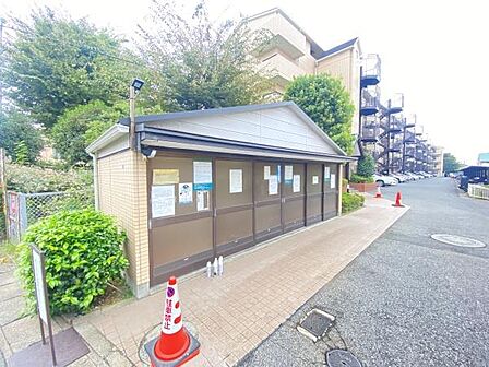 ごみ置き場