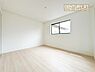 子供部屋：住まう方でカスタマイズしていただけるシンプルなデザインの内装。