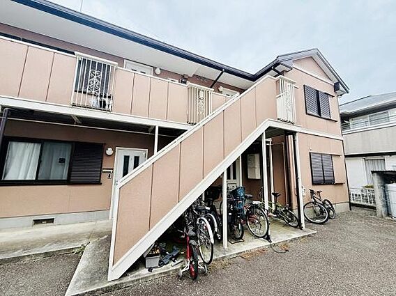 外観がシンプル...