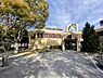 周辺：湘南大庭市民センターまで999m、市役所まで行かなくても市民センターでいろいろな書類をとることができます。