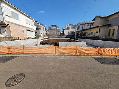 外観:日当たりの良い場所に位置した現地です。 外観:日当たりの良い場所に位置した現地です。