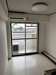 シャトル城町 4階ワンルームのリビング/ダイニング