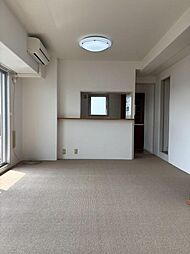 レイクイーストＣＩＴＹ弐番館グレーシィ稲枝 3階4LDKのリビング/ダイニング