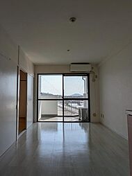 ラフェスタ彦根1 7階3DKのリビング/ダイニング