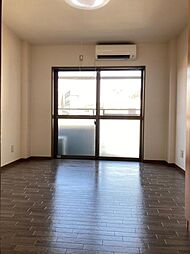 シャトーレ司 2階1Kのリビング/ダイニング