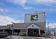 フレンドマート彦根小泉店まで860m