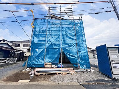外観：七里駅徒歩10分の立地。閑静な住宅街に佇みます。(令和7年4月 撮影)