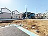 外観：周辺環境とのコラボレーションにより明るい空間を演出。(令和8年3月 撮影)