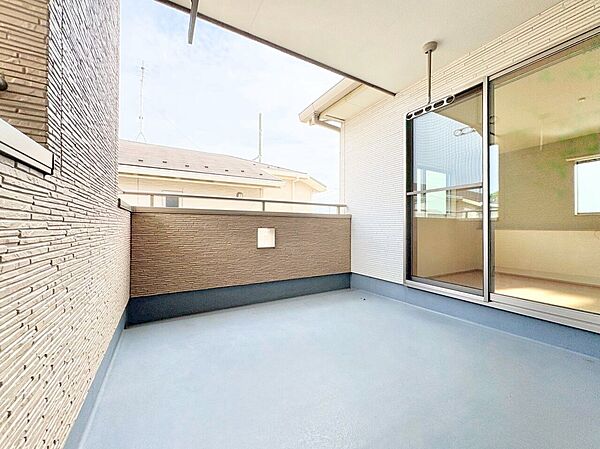 バルコニーを拡大表示
