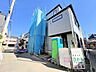 外観：キッチンからリビング全体を見渡せます。(令和8年9月撮影)