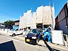 外観：右が1号棟。16帖以上のLDKには多目的スペースとしても適したＤＥＮコーナー付き。(令和8年9月 撮影)