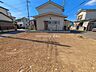 外観：前面道路含む現地