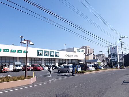 ジャパンミート卸売市場さいたま北店まで約600m