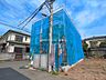 外観：前面道路含む現地