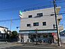 周辺：ファミリーマート蕨南町1丁目店まで約683m