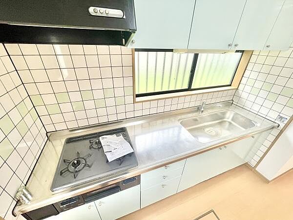 キッチンを拡大表示