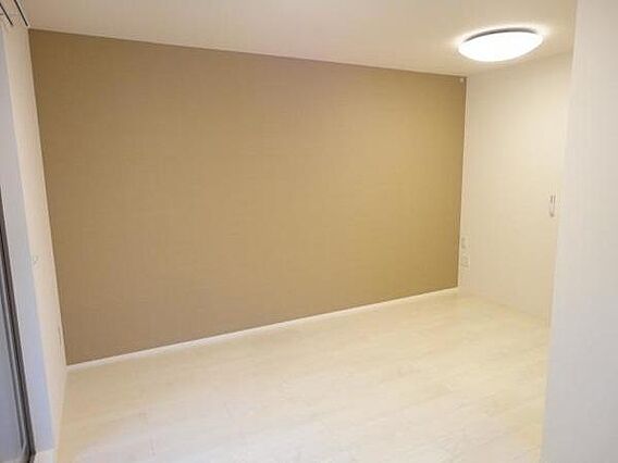 パーシモン_内装_2