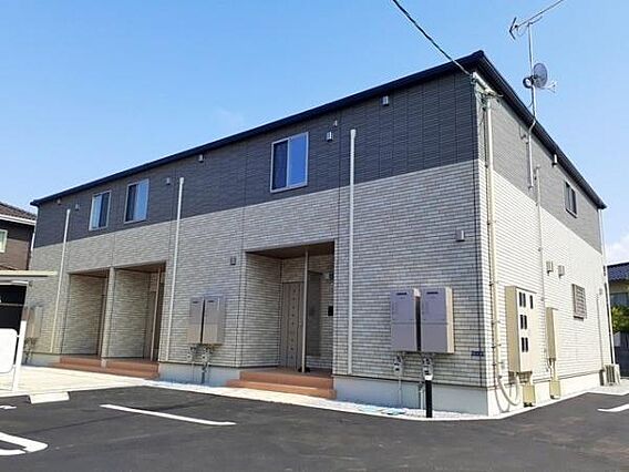 フリージアB_トップ画像