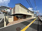 島本町立第四保育所まで588m、耐震対応のため移転後、島本町役場前に新園舎が完成し、令和3年4月1日より保育を開始しています。